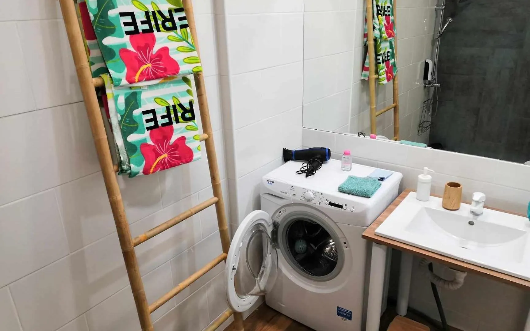 Tuerkiz Kanaan Apartman 圣地亚哥港
